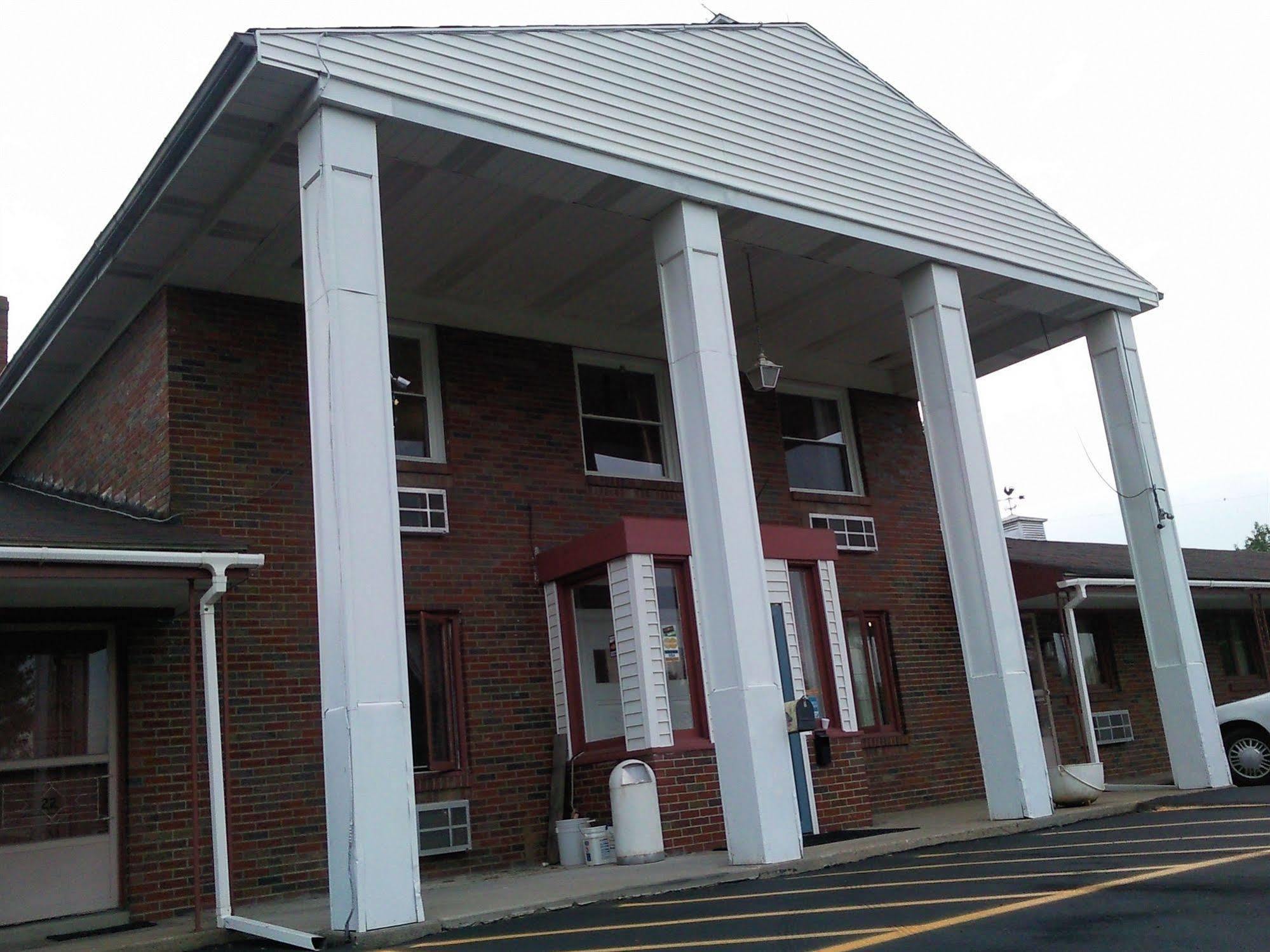 Colonial Mercer-grove Mercer